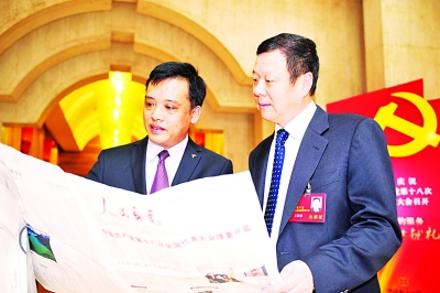 央视广告行业分析-王晓初、向东关注媒体十八大报道