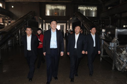央视广告行业分析-淮安市委书记姚晓东视察今世缘