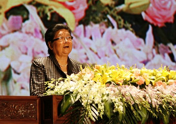      顾秀莲：世界需要听到来自中国公益慈善建设的声音