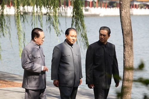 广告行业要闻-《历史转折中的邓小平》收官，5.33亿观众收看
