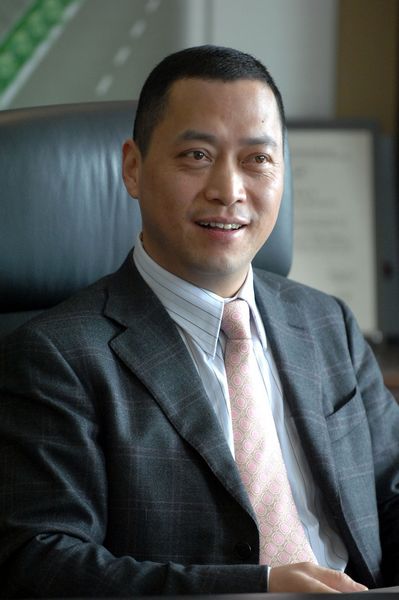 雅迪科技集团有限公司董事长董经贵