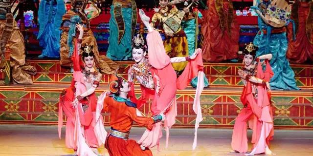 央视广告行业新闻-“一带一路”国际合作高峰论坛文艺晚会收视率9.84%、份额31.95%